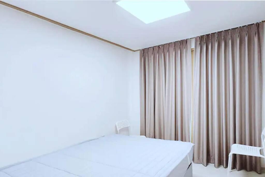 Appartamento C-1 White Linen House,3br