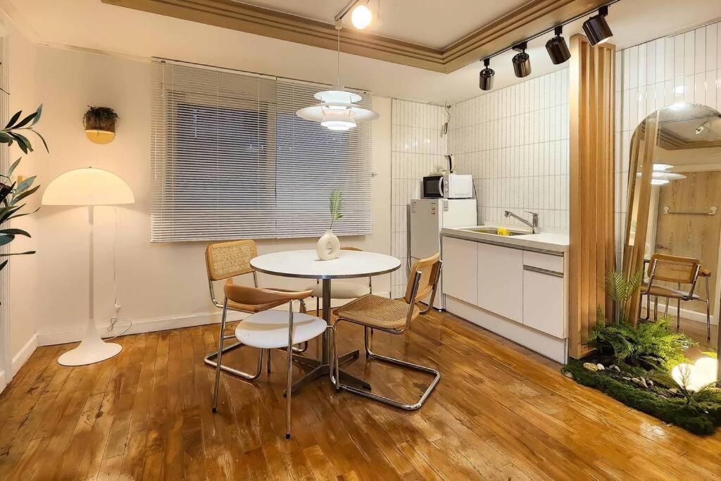 C-1 White Linen House,3br Seul